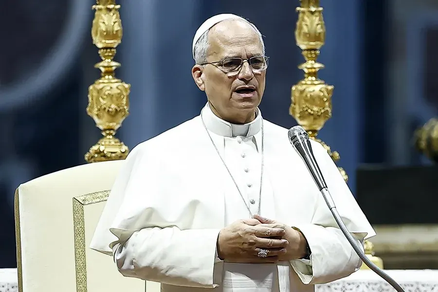 Papa León XIV acepta título honorífico en Windsor con aval de Carlos III