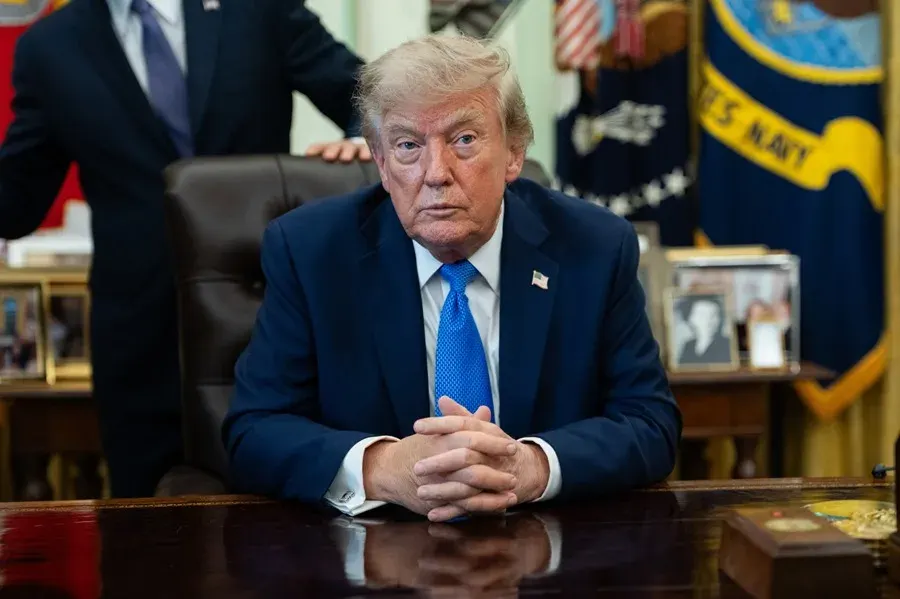 Trump pide excluir a candidata demócrata en Alaska por supuesto fraude