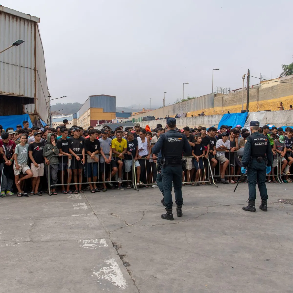 Migrantes LGTBI piden asilo en Ceuta tras tres meses de espera