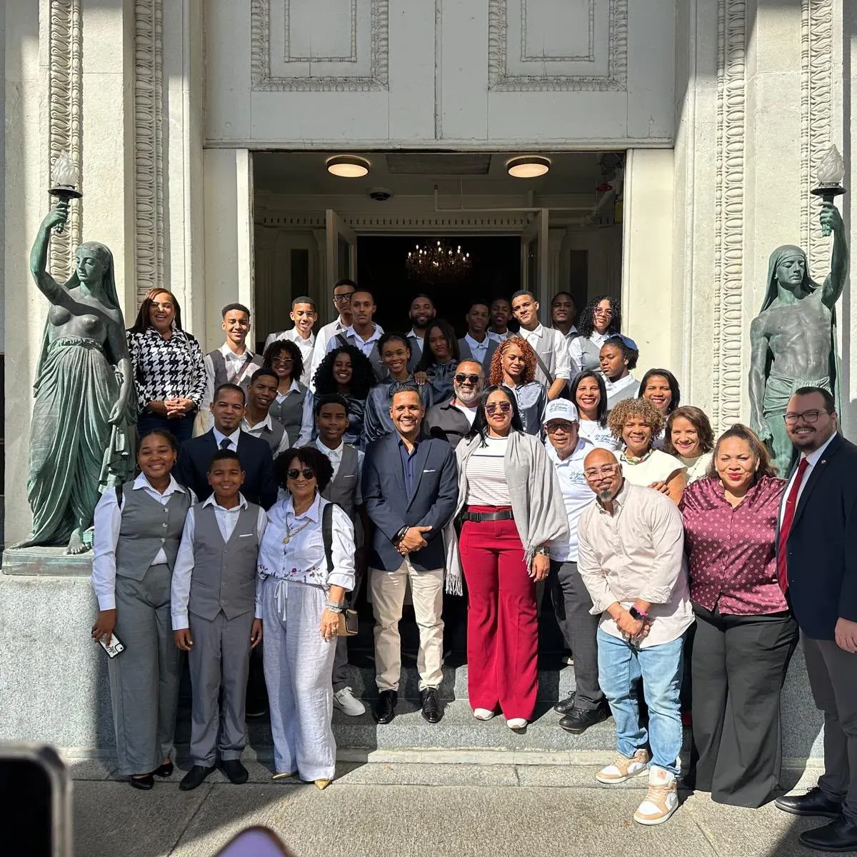 Delegación de Monte Plata participa en festival cultural en Nueva Orleans