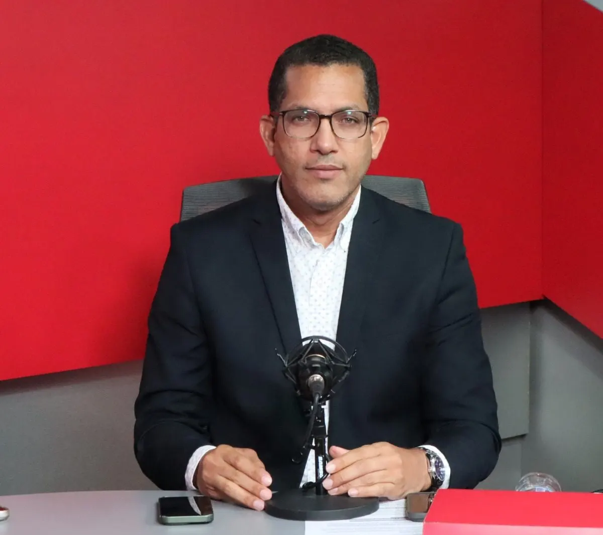 Retrasos en pagos de anticipos a contratistas del Inabie