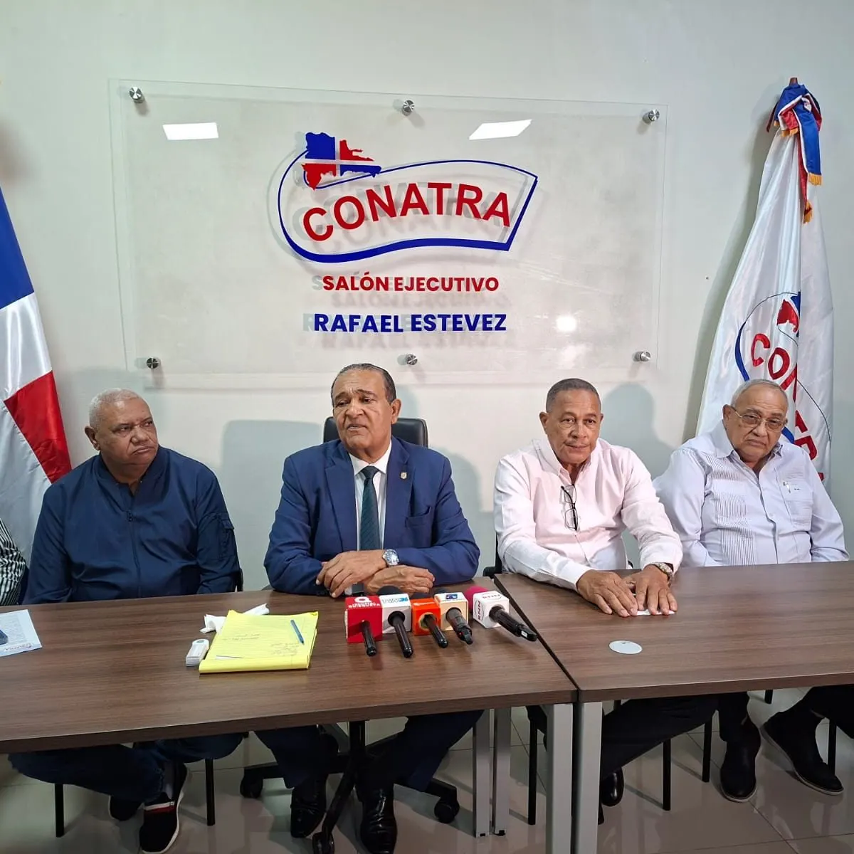 Antonio Marte pide revisar aumento del marbete: «Nos quieren cobrar 2,000 por un carrito del 2012»