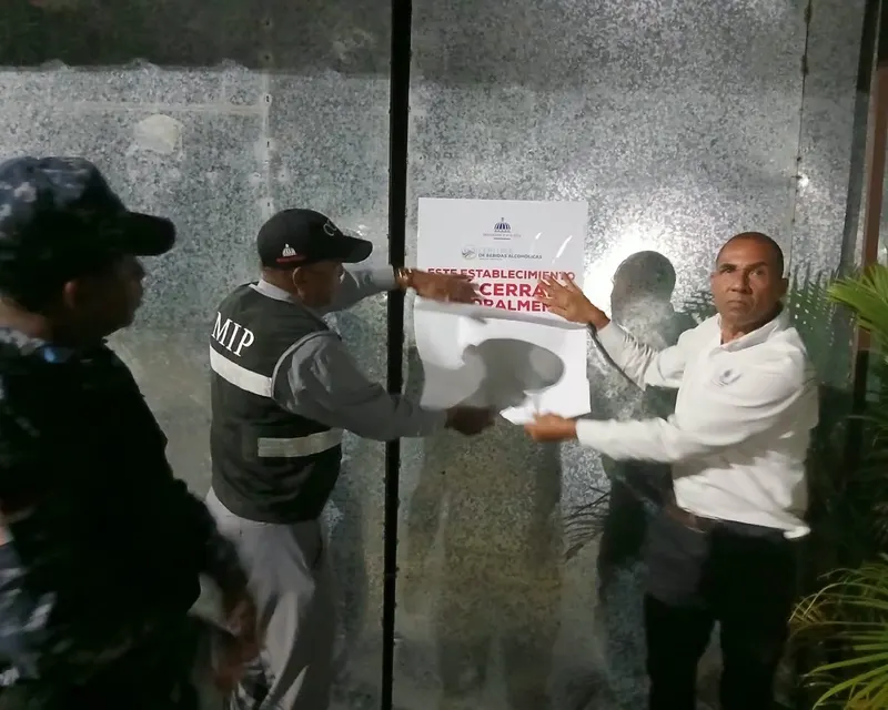 COBA cierra un bar y notifica otro en La Vega por riñas