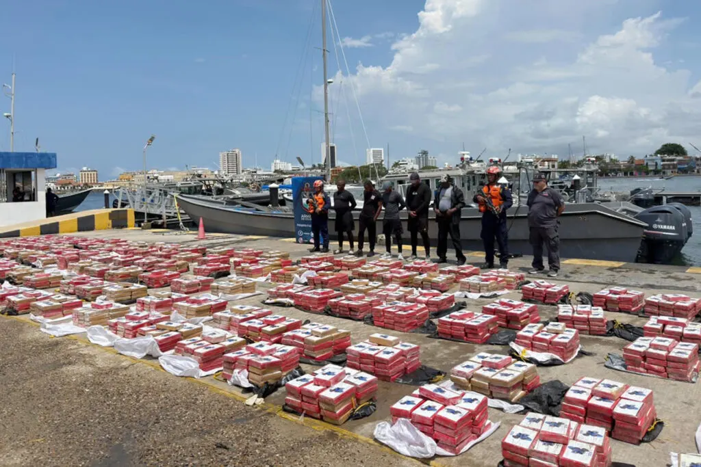 Colombia incauta 3,5 toneladas de cocaína en el Caribe