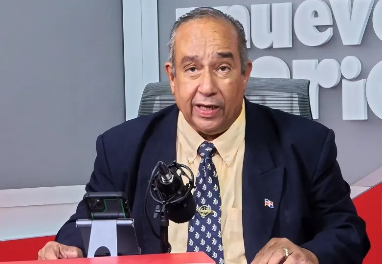 Lorenzo Brea celebra 50 años de MEDICOOP y su aporte a la familia médica dominicana