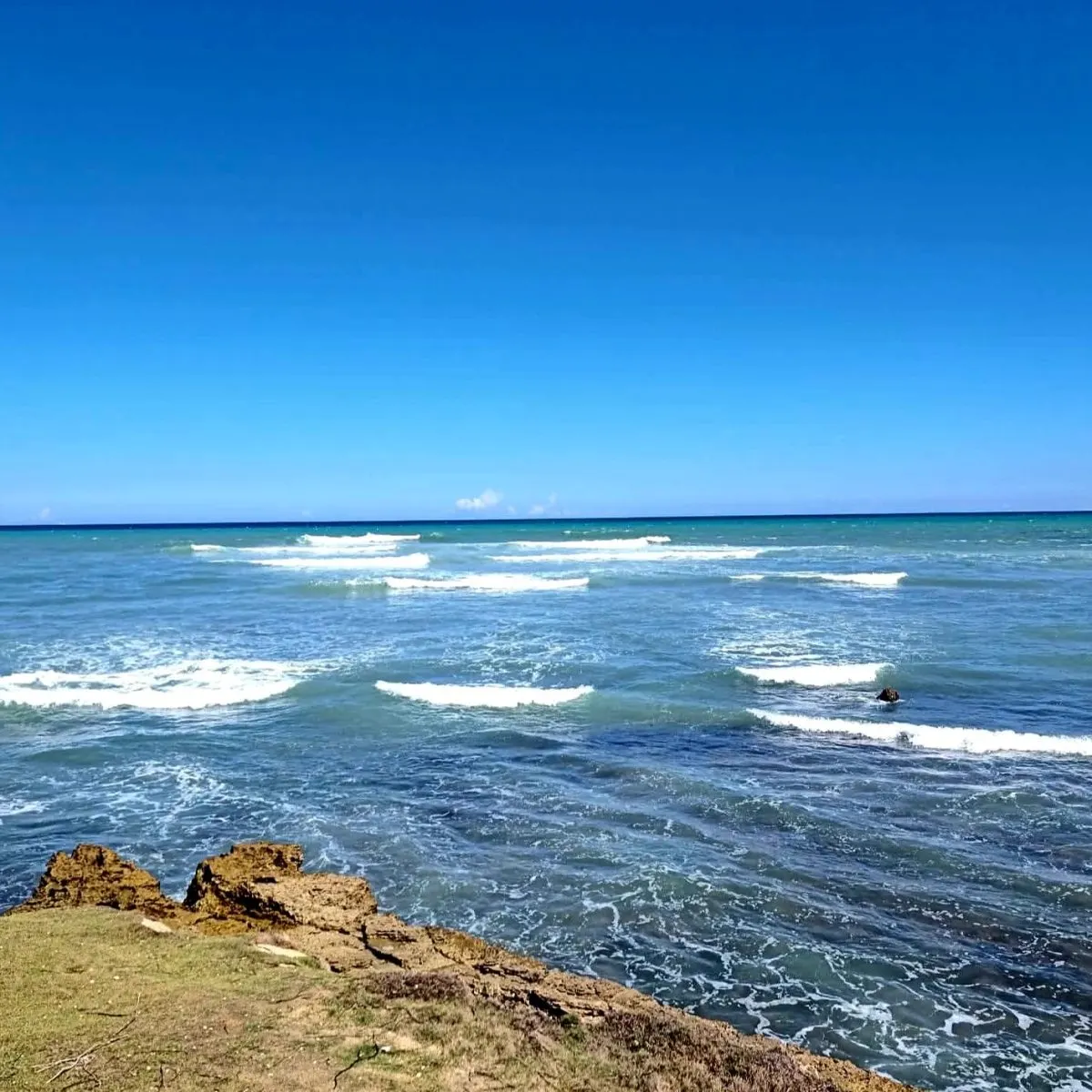 Playas de Puerto Plata cerradas por oleaje anormal