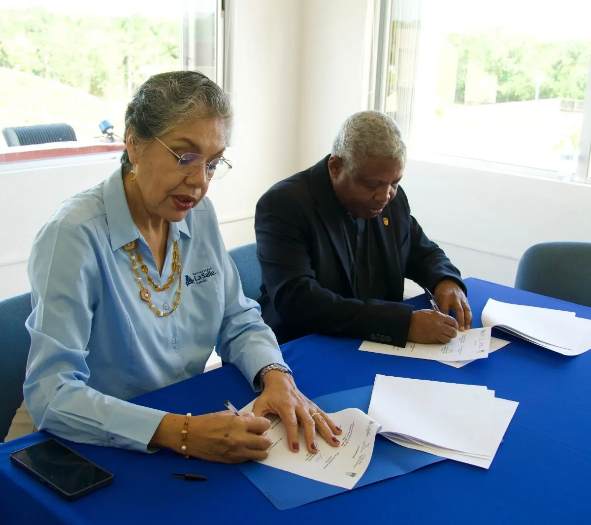 UCATEBA firma convenio con Universidad La Salle Cancún, México