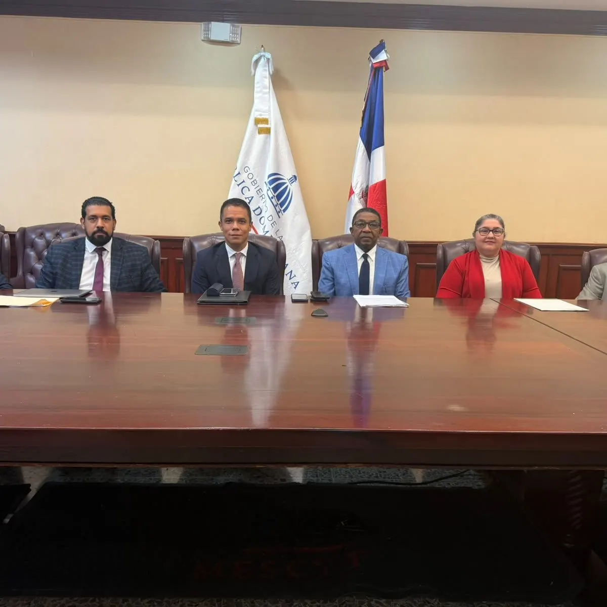 Mescyt abre convocatoria para congreso científico internacional de 2027