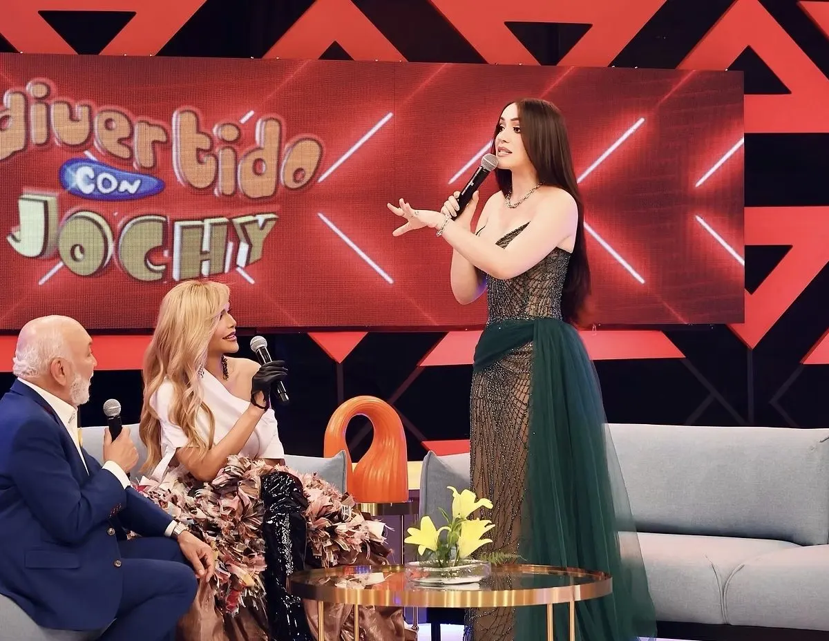 Karen Yapoort reaparece en televisión tras controversias