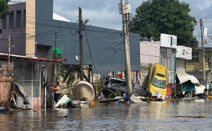 Temporal deja 10 muertos y evacuaciones en Veracruz, México