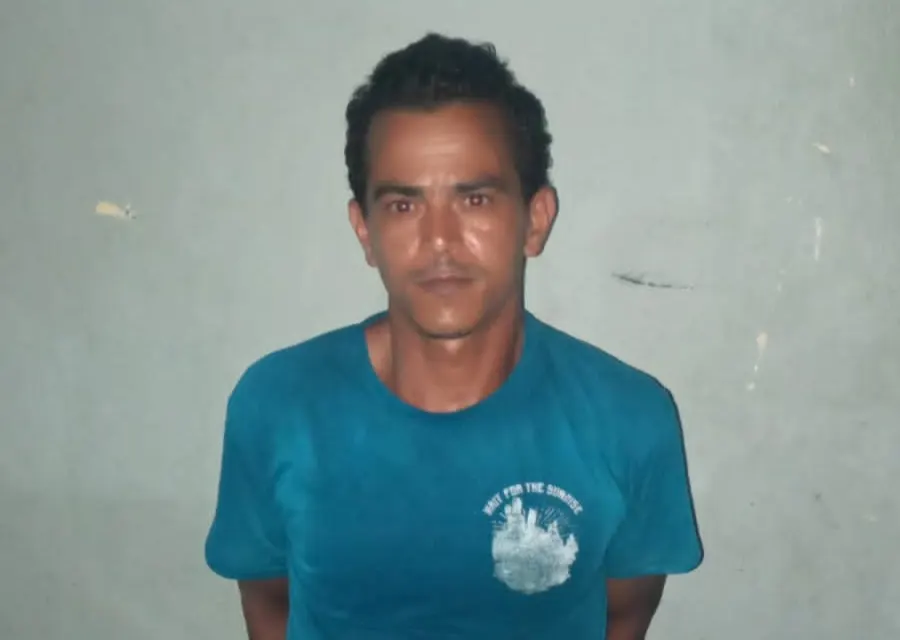 Detienen a hombre buscado por delitos de alta tecnología en Montecristi