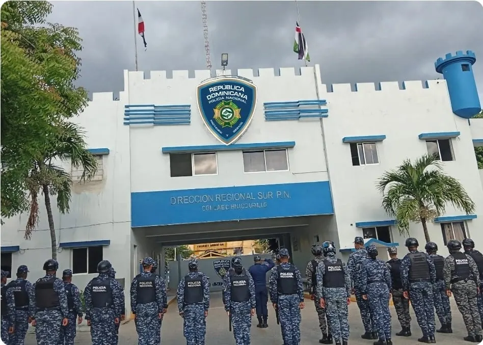 Policía Nacional activa protocolos ante fenómeno atmosférico en Enriquillo