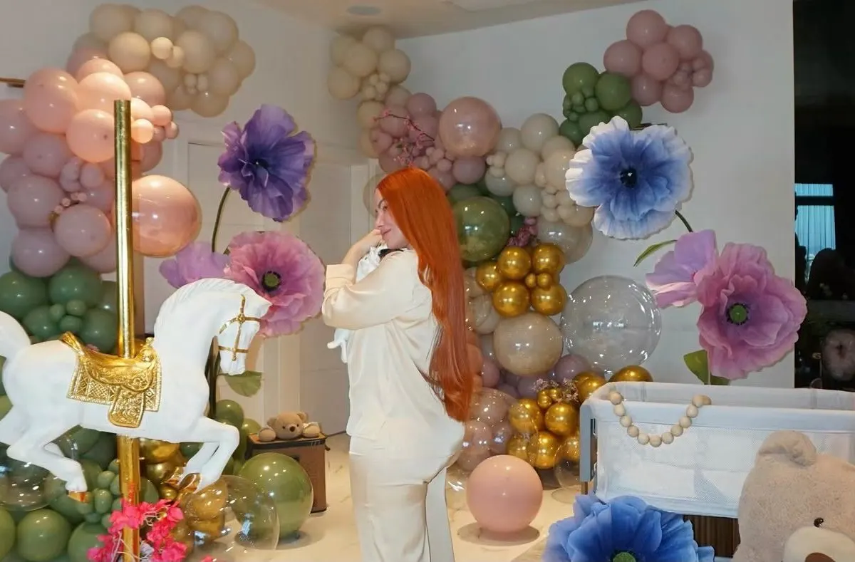 Hija de la influencer MVP alcanza 90 mil seguidores en Instagram a días de nacer