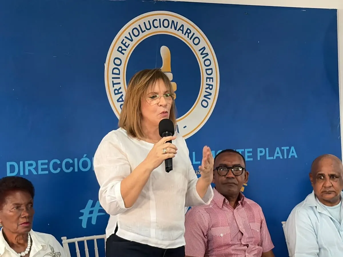 Yadira Henríquez pide unidad en el PRM y asegura victoria en 2028