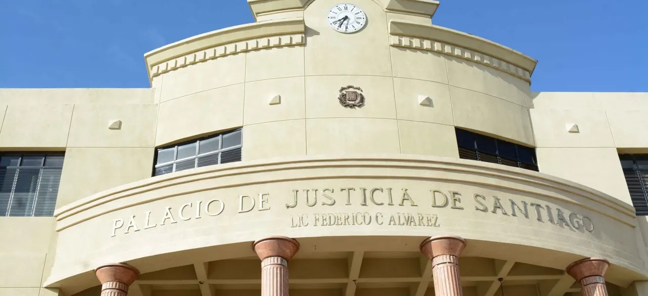 Dos hombres condenados a 20 y 8 años por matar a otro en Santiago Rodríguez