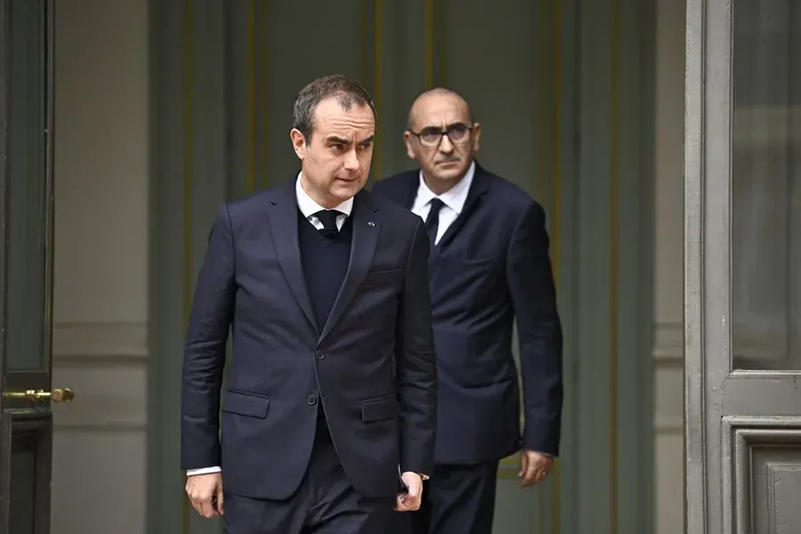 Francia reconoce errores en control de protestas y anuncia operativo masivo