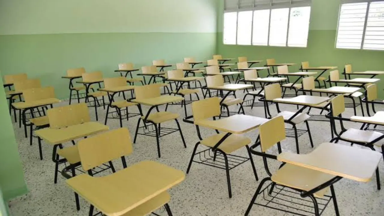 Problemas en centros educativos generan debate