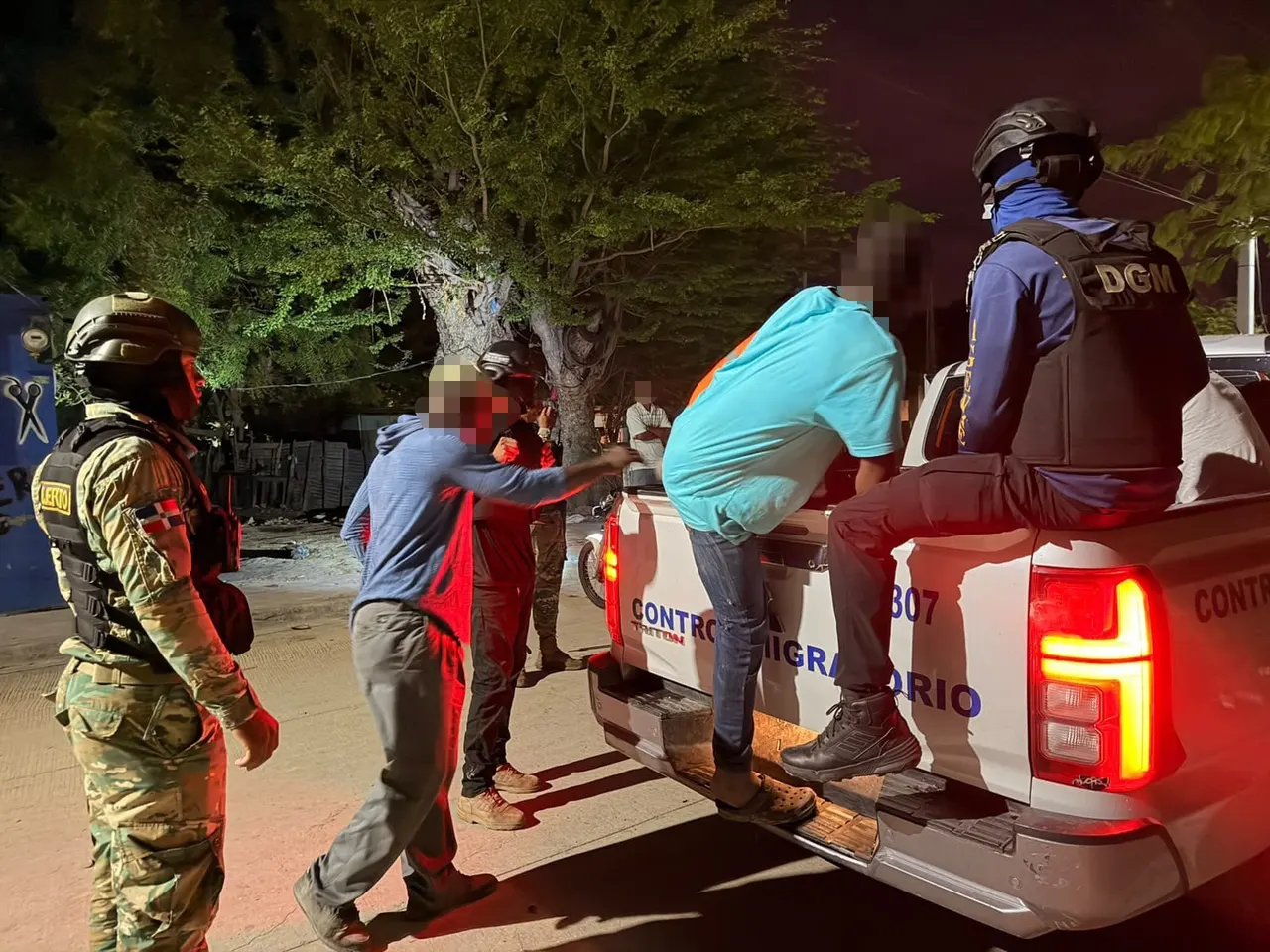 Migración detiene a 1,549 extranjeros y deporta a 1,240 a Haití