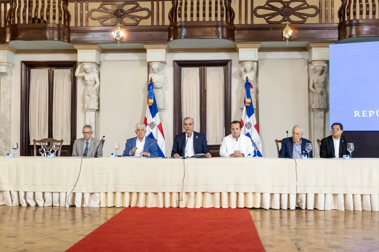 Gobierno ejecuta RD$9,545 millones en obras viales gracias a renegociación con Aerodom