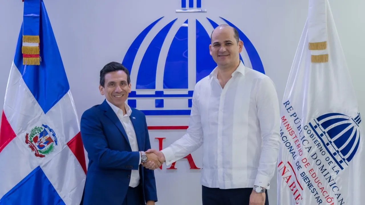 Representante del PMA elogia avances del Programa de Alimentación Escolar