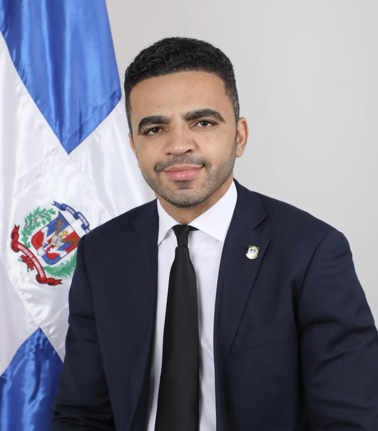 Diputado propone estudiar extensión del Metro o Teleférico a Villa Altagracia