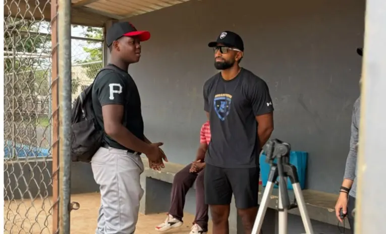 Bryan Becas busca talentos deportivos dominicanos para estudiar en EE.UU.
