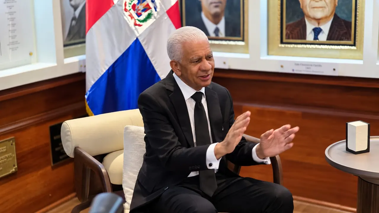 Presidente del Senado propone reforma a la Seguridad Social