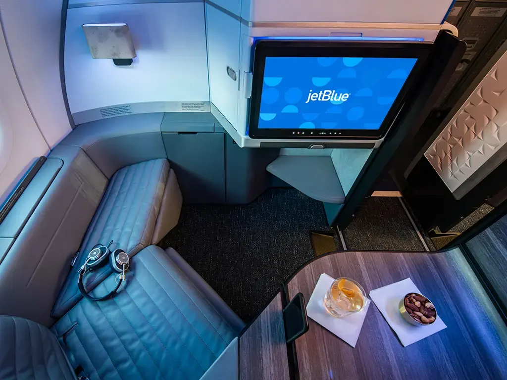 JetBlue lanza su primera clase en República Dominicana