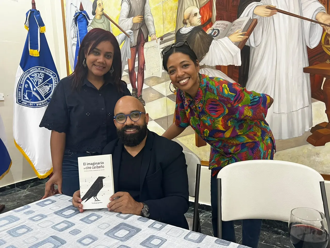 UASD lanza libro sobre el cine caribeño en su 488 aniversario