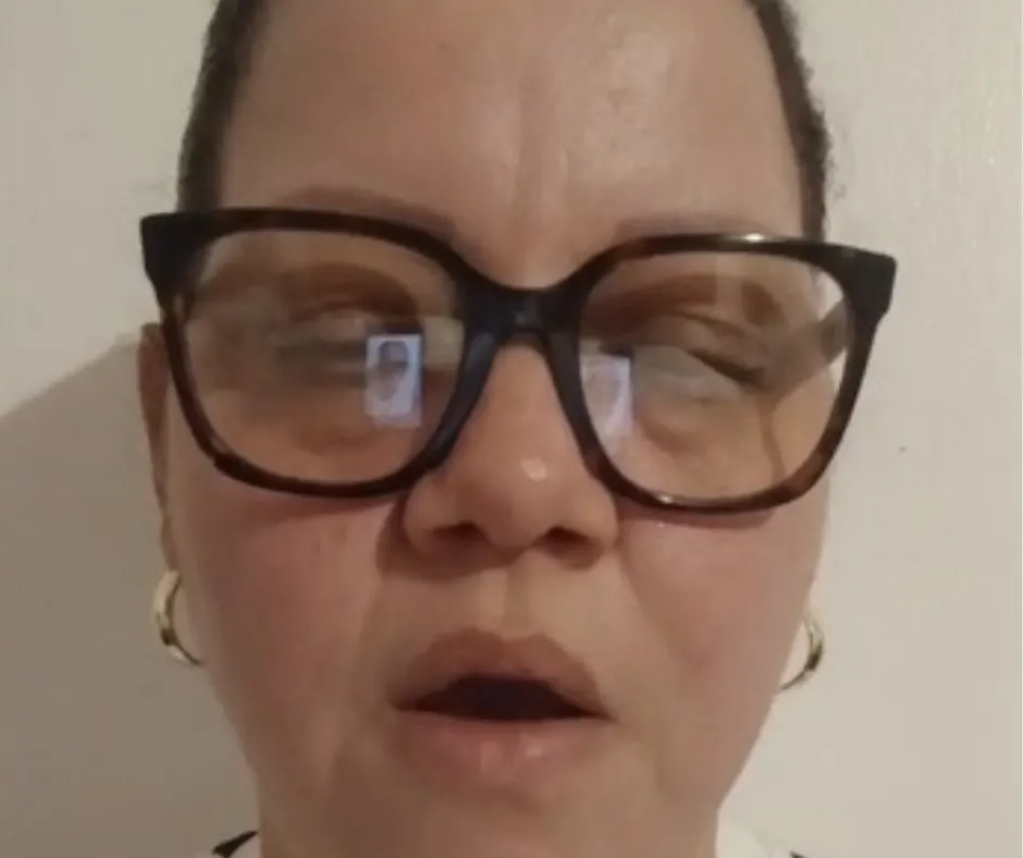 Madre pide ayuda para tratamiento de su hijo