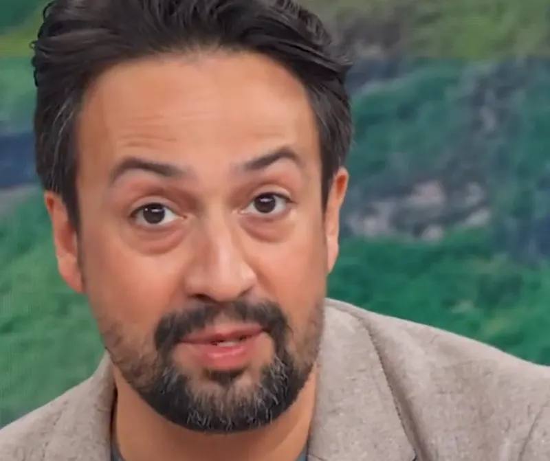 Lin-Manuel Miranda estrena musical basado en 'The Warriors' en 2027