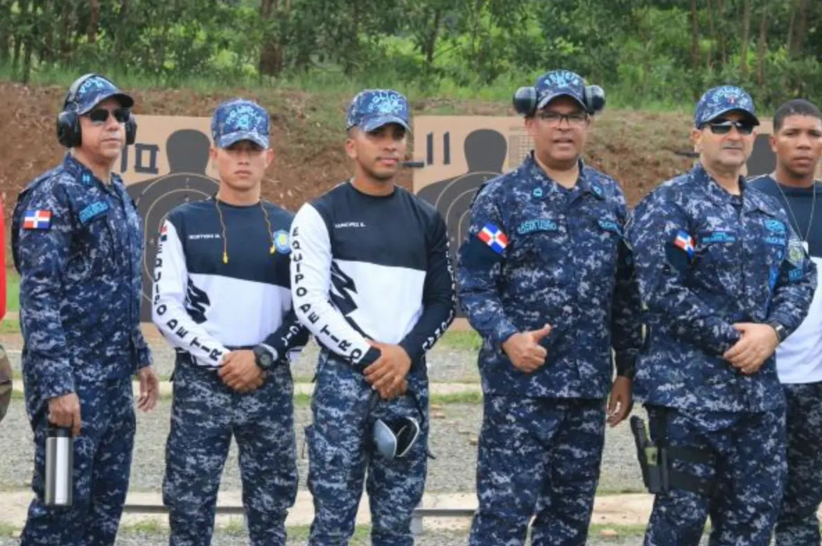 Policía Dominicana gana medalla de oro en tiro de pistola