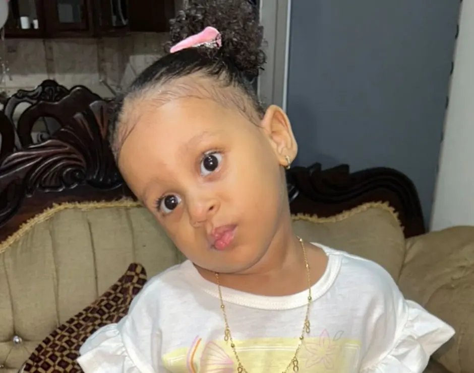 Buscan a niña de dos años desaparecida en Los Mina