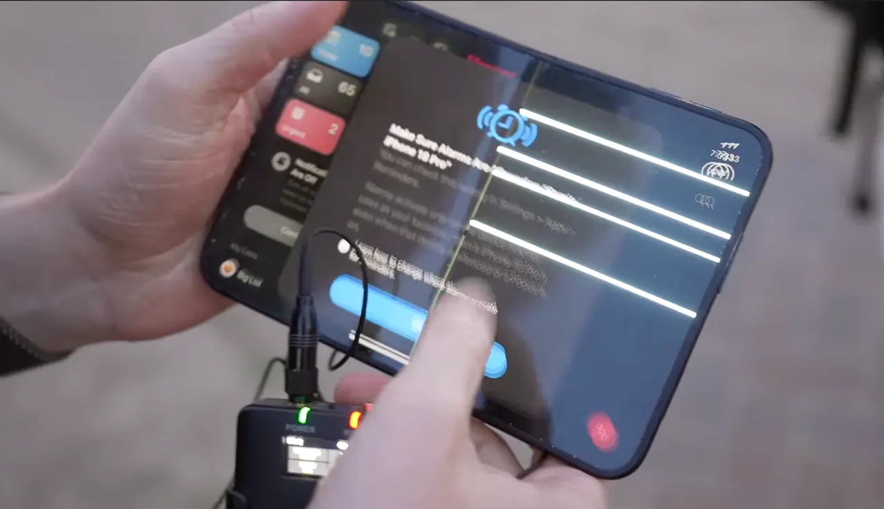 Apple ofrece reemplazo de iPhone Duo por fallas en la bisagra