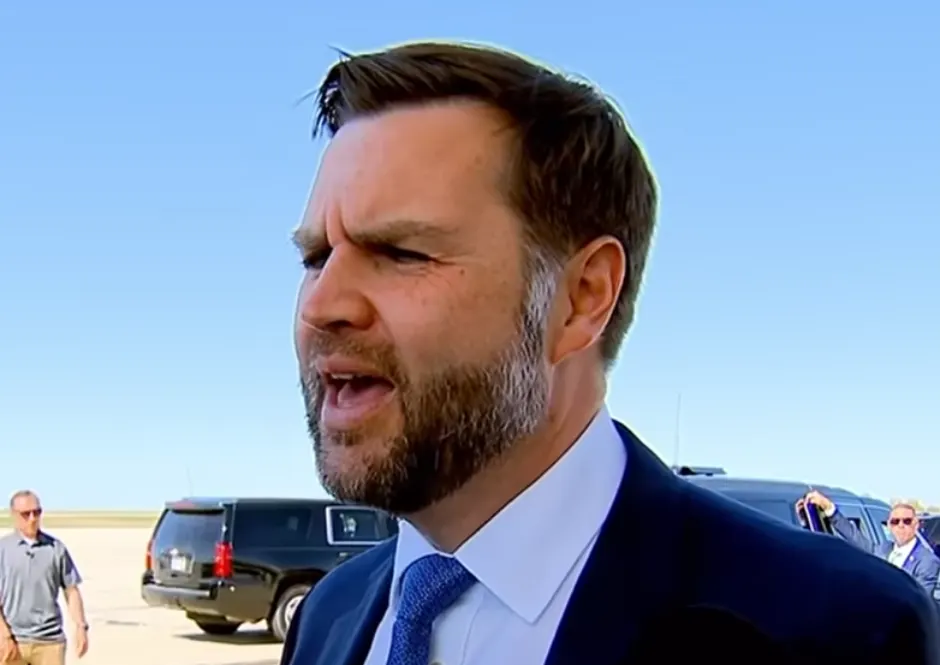 Vance afirma que se investigan abusos de agentes del ICE
