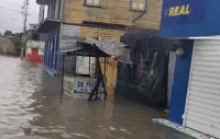 Inundaciones en Tamayo, Bahoruco por fuertes lluvias