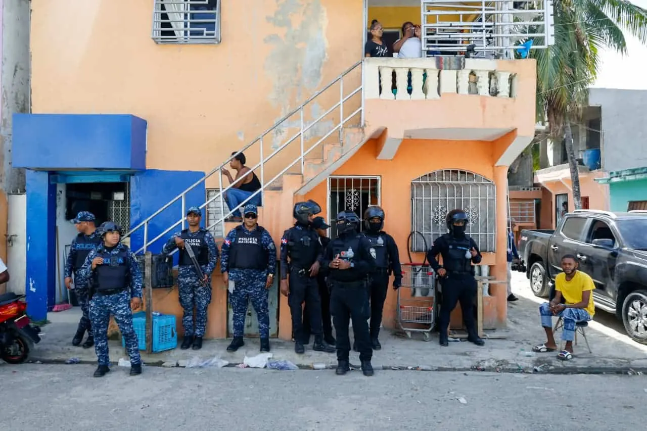 Vigilan velatorio de mellizos en Mendoza
